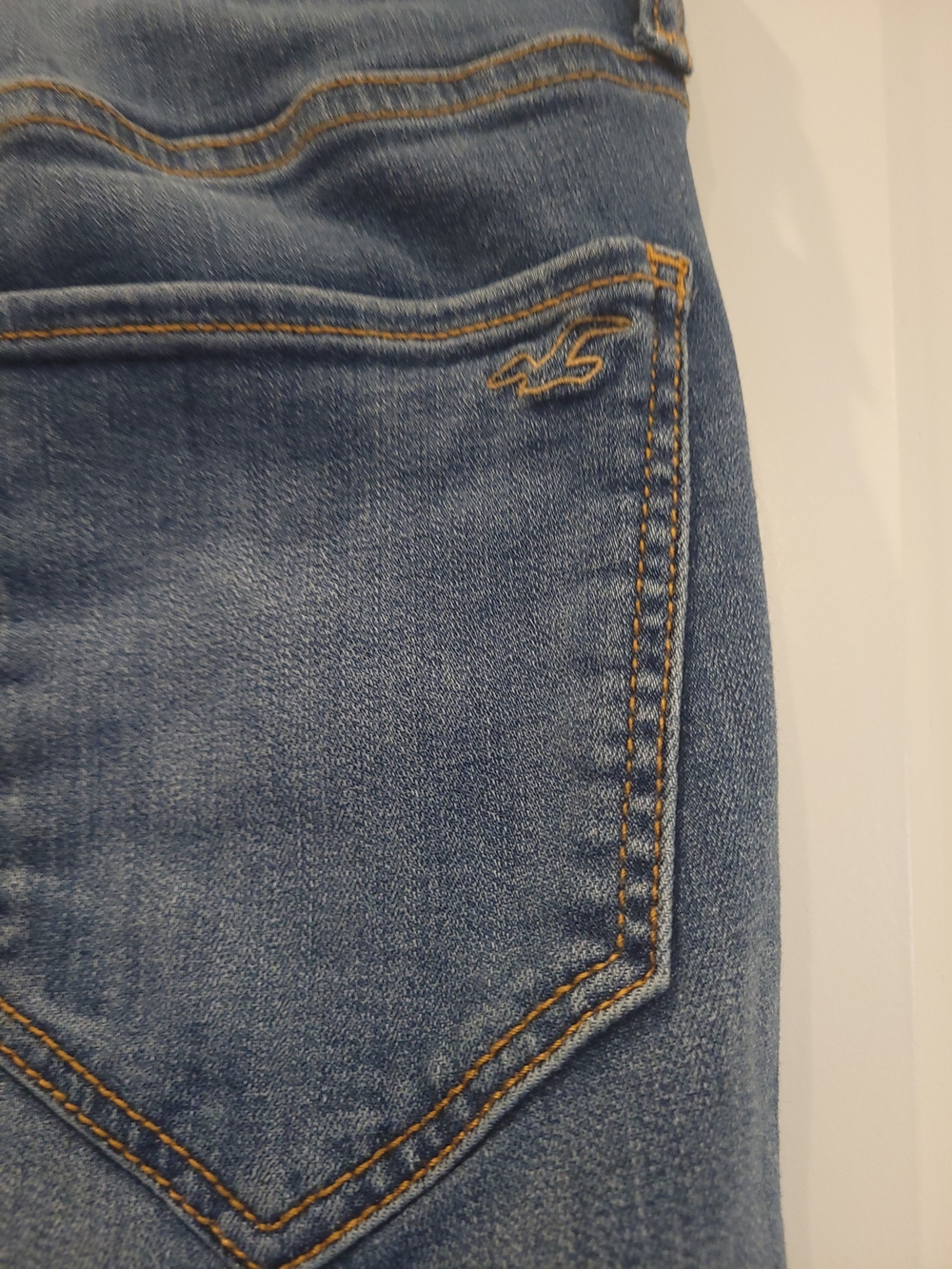 Hollister Light-Mid-Rise Boot Jeans - Picture 3 of 5